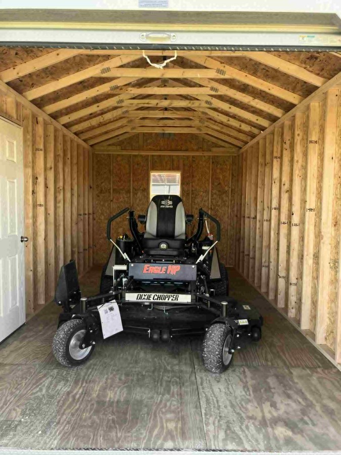 Utility 8' Garage - 10x20 image 6